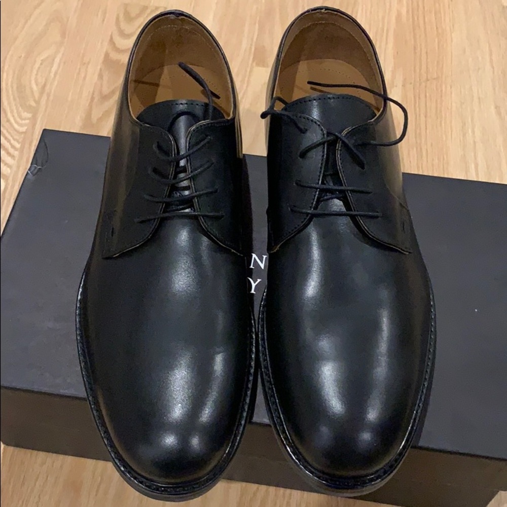 Brand new Oxford from Barneys New York
